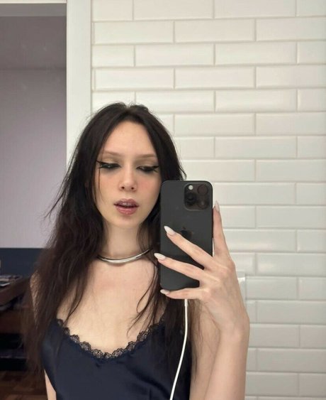 Becarol top nackten foto