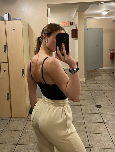 Hornyhamburglar sexy nackten archiv