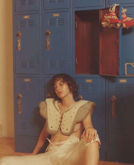 King Princess akt pornostar bild