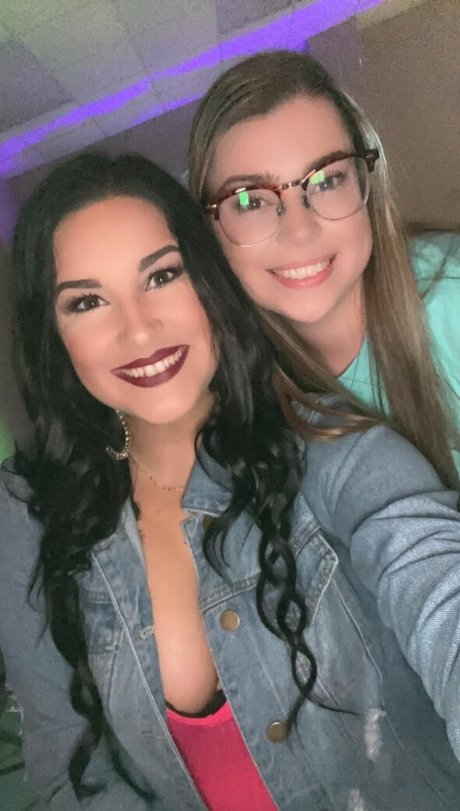 Aisley Montgomery hübsche schöne foto