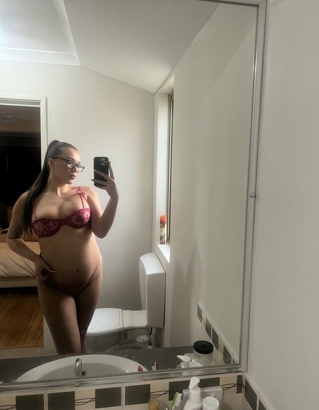 Jordan Vailini pornographische pornostar fotos