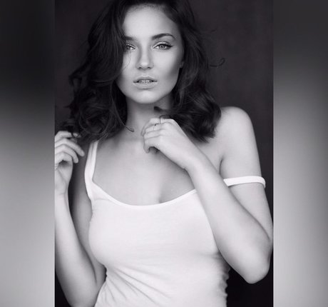 Sophie Wallace schauspielerin hübsche fotos