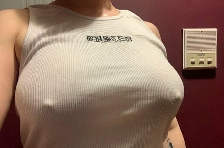 nyxxx at night porno kunst galerien