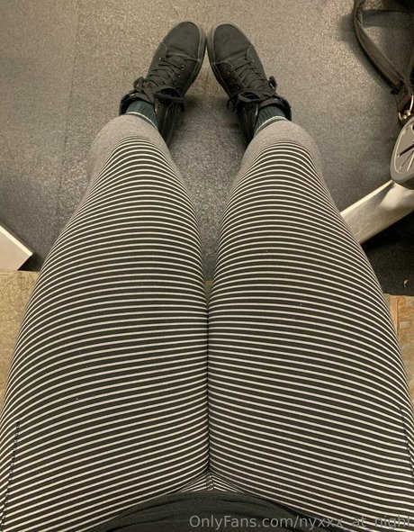 nyxxx at night hd nackten bild