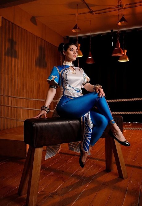 Juk Cosplay erotische akt galerien