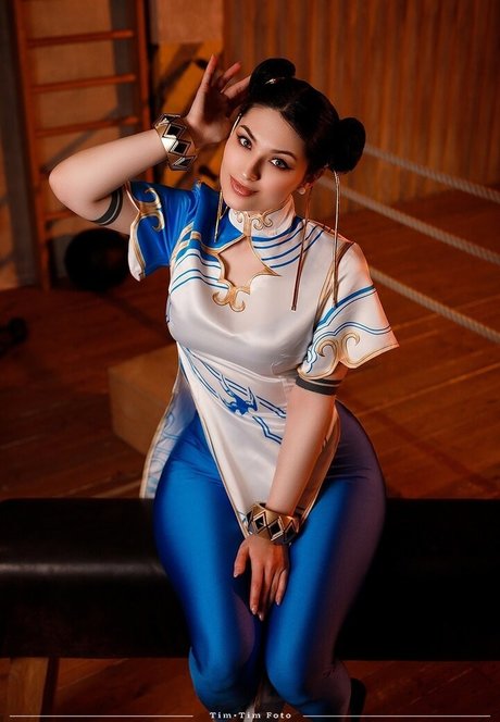 Juk Cosplay nackt schöne fotos