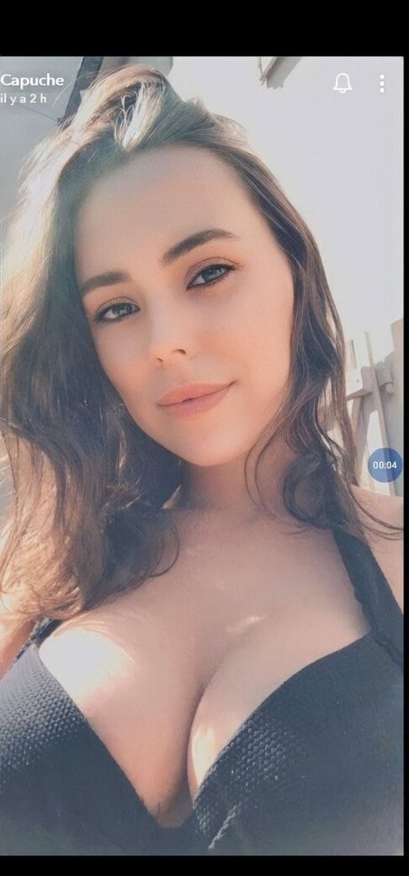 brünette krankenschwester onlyfans nackt akt fotos