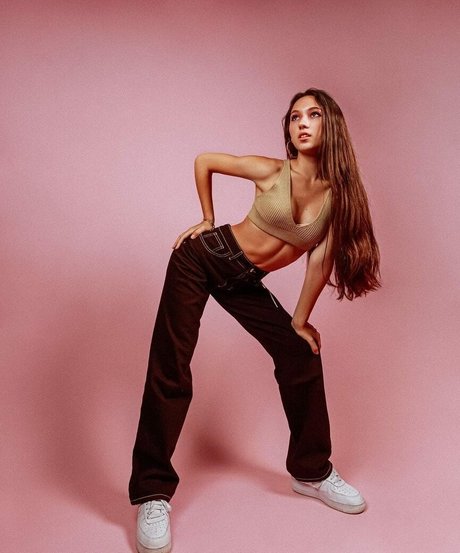 Alexia Barnechea porno freie fotos