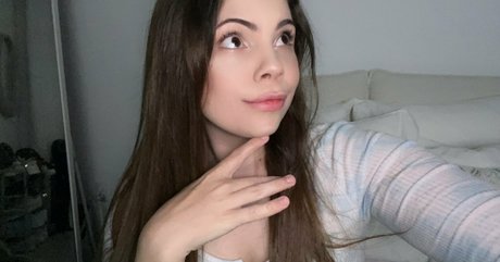 asiatische anal-onlyfans xxx kostenlose foto