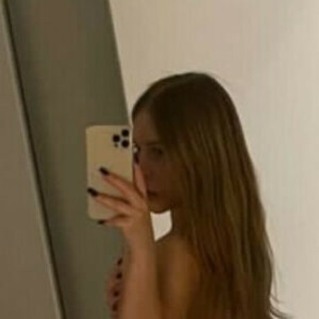 Sovietblyad hübsche sex fotos