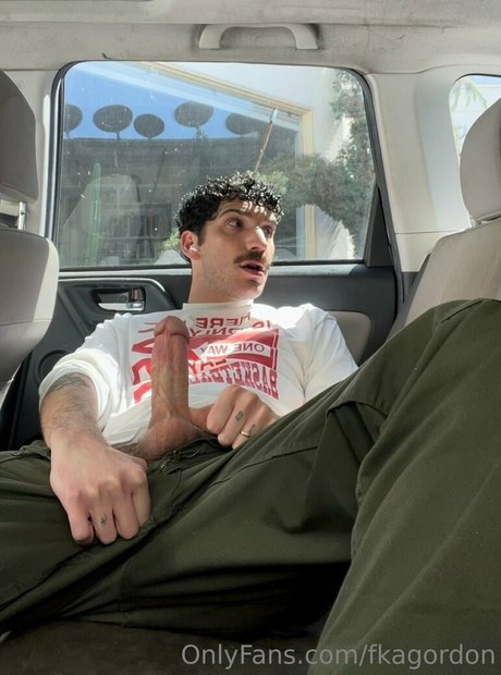 fkagordon model akt bild