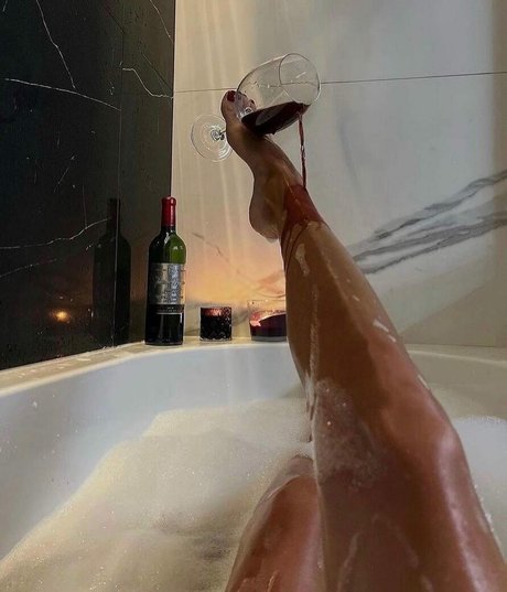 dünne blonde onlyfans kunst sex foto