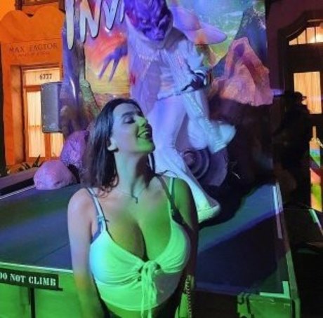 Teddybearosito schauspielerin archiv