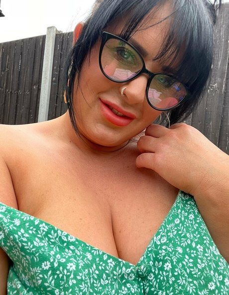 küken mit schwänzen onlyfans erotische galerien