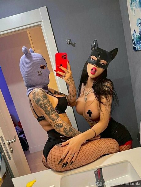 damlaozden erotische xxx foto