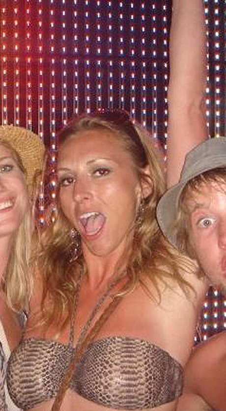 Anya Holberton model sex bilder