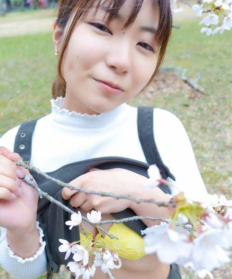 Natsuki Tanaka sexy erotische bilder