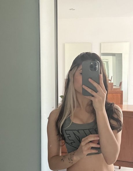 heißeste ladyboy-onlyfans kunst pornographische fotos