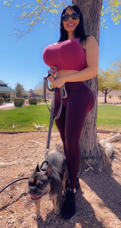 Ava Devine schauspielerin schöne bilder