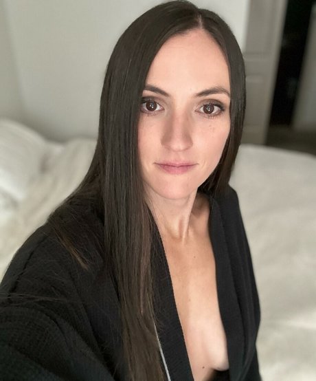 Aunna Harris erotische freie fotos