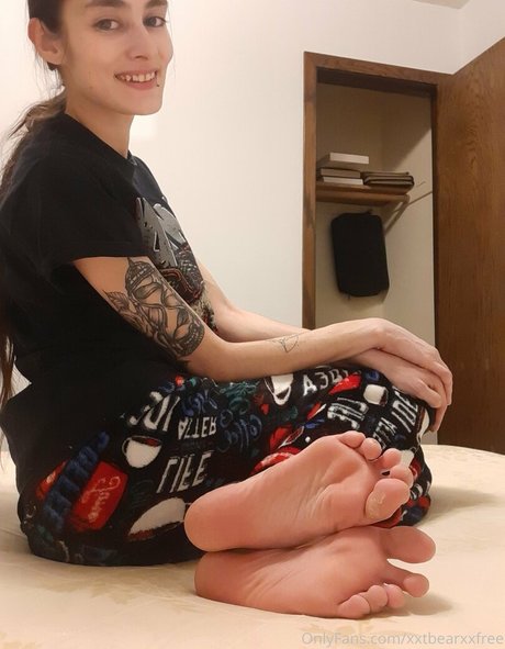 asiatische gilf-onlyfans heiße sexy bilder