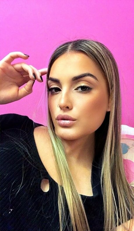 abby es model erotische galerie