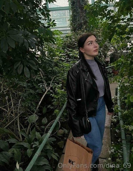 dina 69 sexy nackt fotos