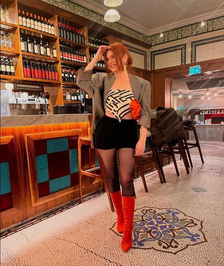 Hannah Laresa Smith erotische pornografische foto