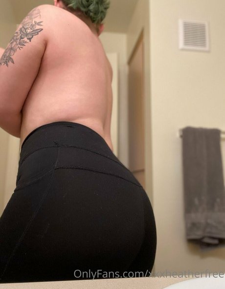 kleiner schwanz shemale onlyfans erwachsene schöne foto