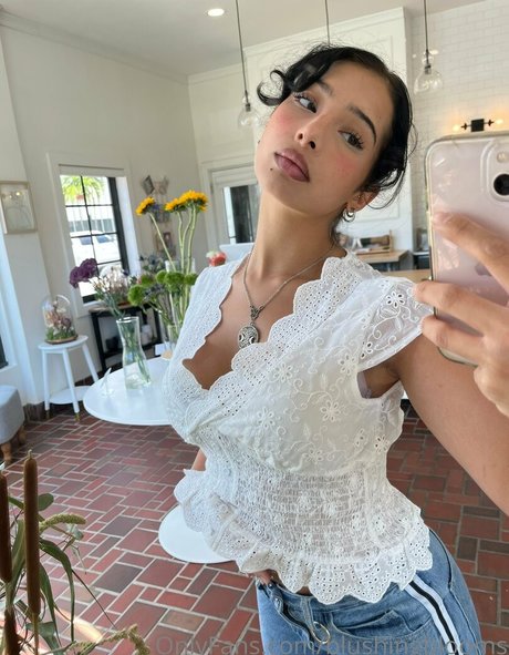 ebenholz raucht nur fans erotische nackte galerie