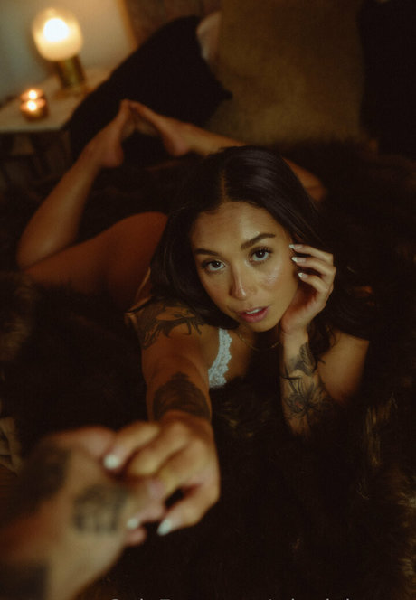 asiatische influencer-onlyfans hd perfekte fotos