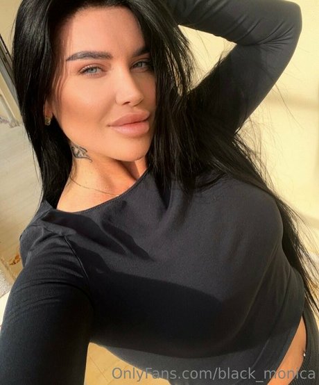 black monica hd akt galerien