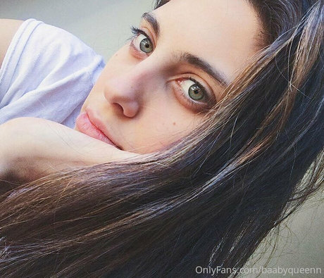 baabyqueenn nacktheit pornographische foto