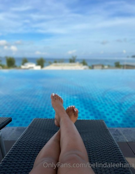 belindaleehana hübsche nette bild