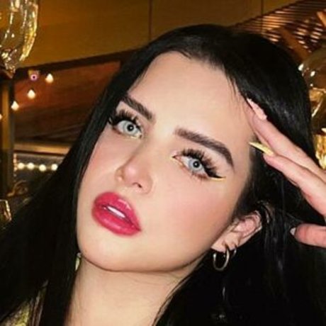 ebenholzlehrerin onlyfans exklusive nackte fotos