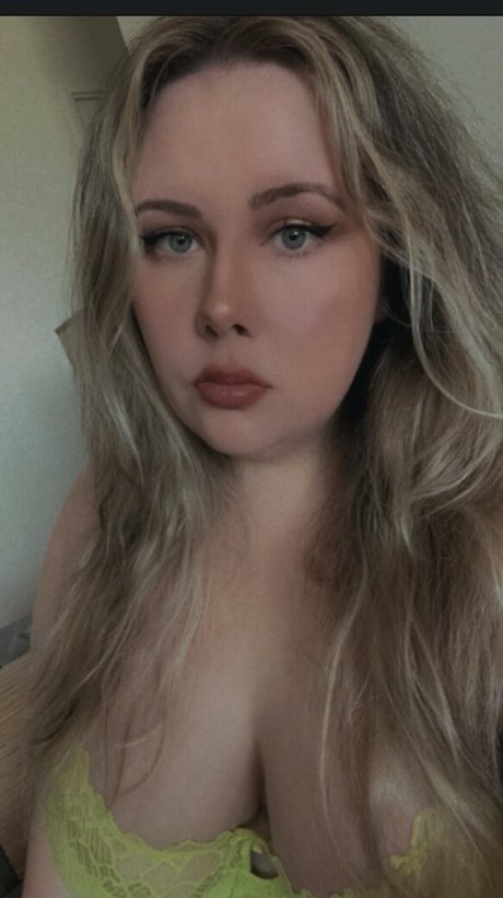 Traycee schauspielerin erwachsene bild