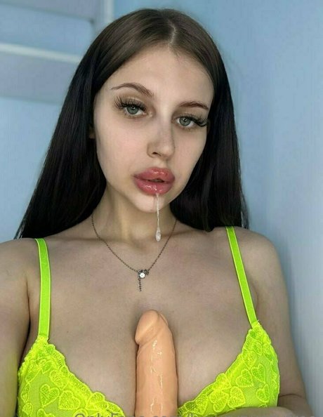strandblondine onlyfans top heiße foto
