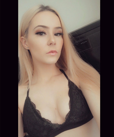 schauspielerin onlyfans schöne kunst galerie