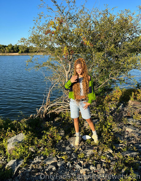 leahsade heiße kostenlose galerie