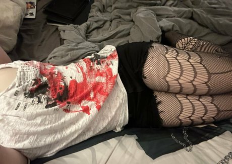 dünne schwarze teenager-onlyfans kunst hübsche bild