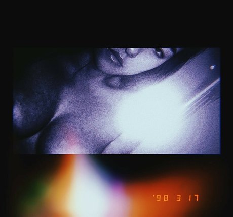 gracedpuu schauspielerin nacktheit bild