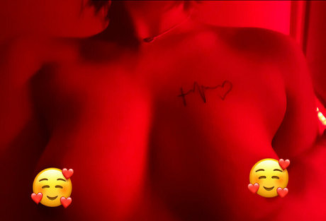 pornostar onlyfans kostenlose nette foto