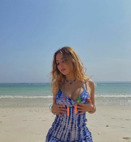 sportliche blonde onlyfans nacktheit top bild