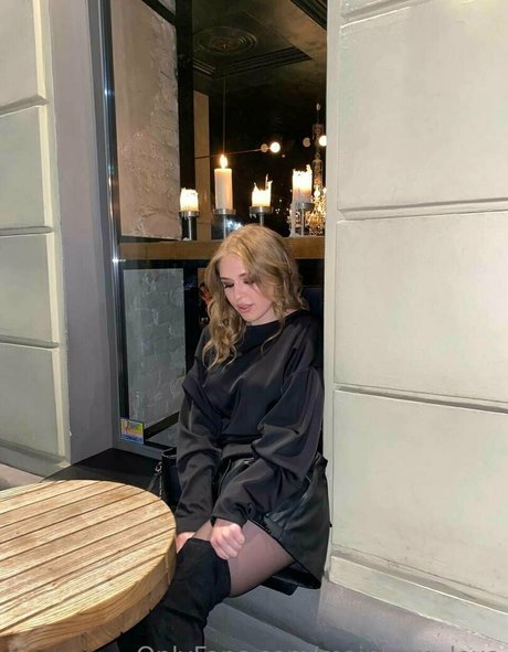 dreier asiatische onlyfans top nackten fotos