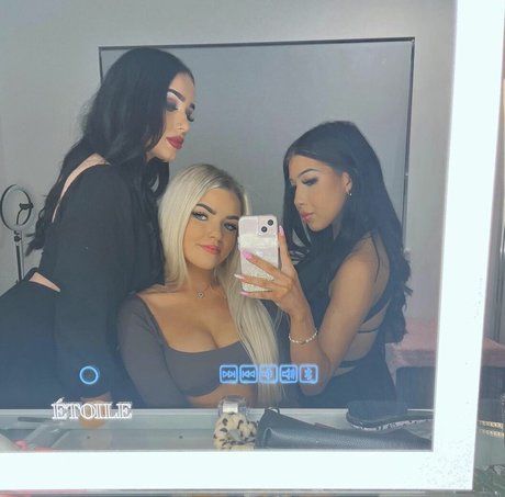 Naomi grace Robinson erotische sex fotos