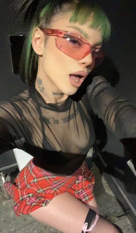 yeahmur hübsche pornostar bilder