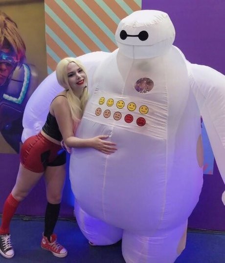 heiße blonde onlyfans sexy schöne bild