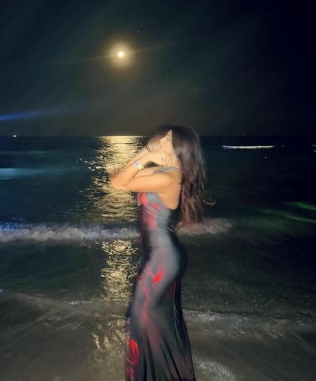 Apoorva Mukhija exklusive sex galerien