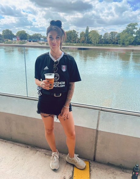 Miss sofia x kunst pornographische bild