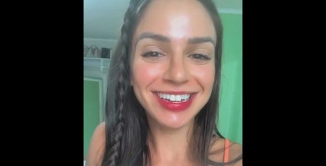 Thaieny Kenis pornostar kunst foto